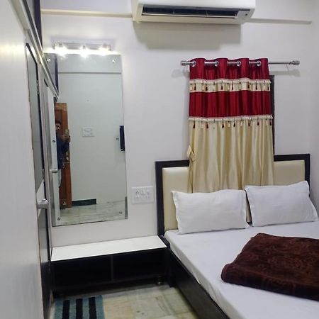Hotel Roshan Palace Ambaji Exterior photo