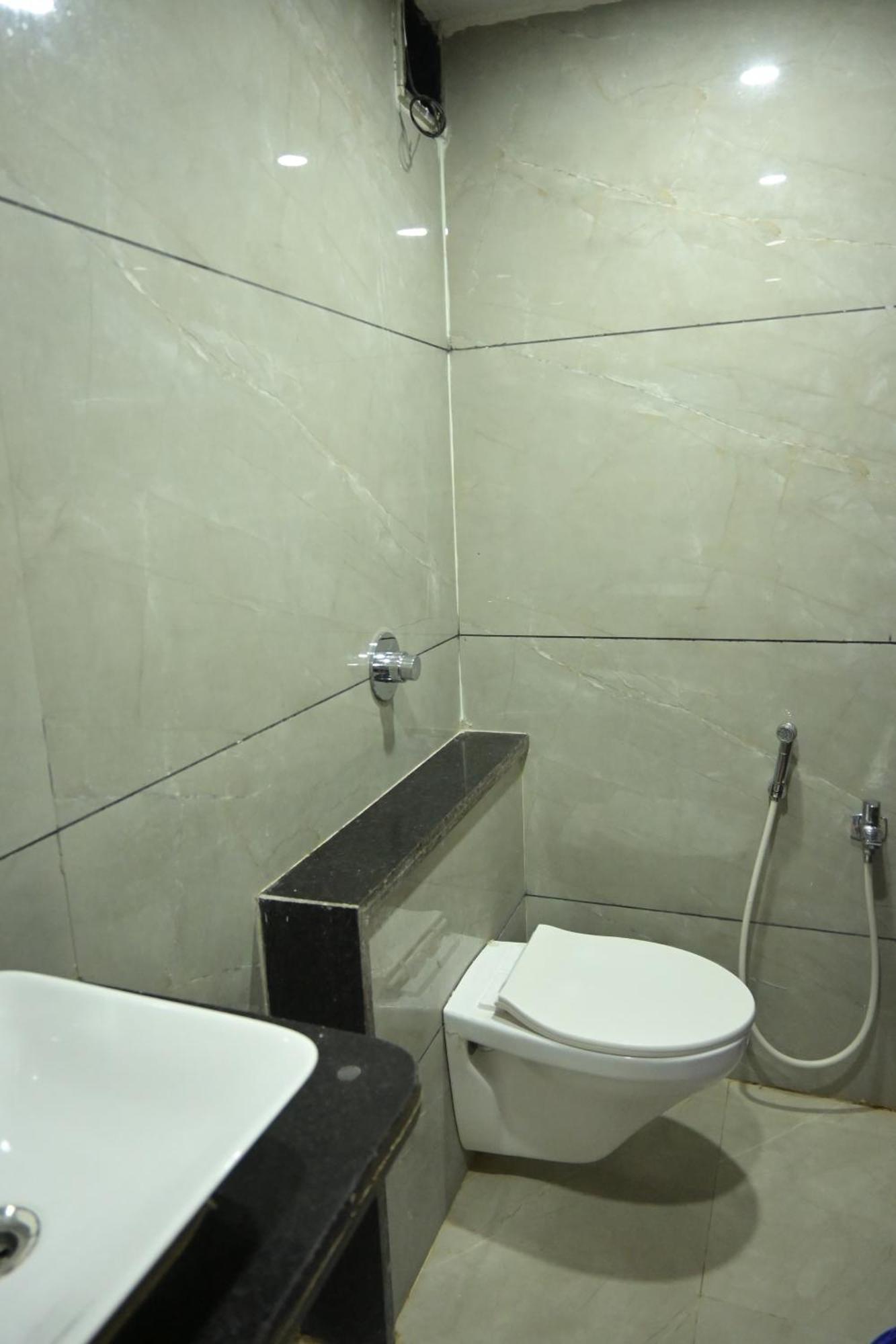 Hotel Roshan Palace Ambaji Exterior photo